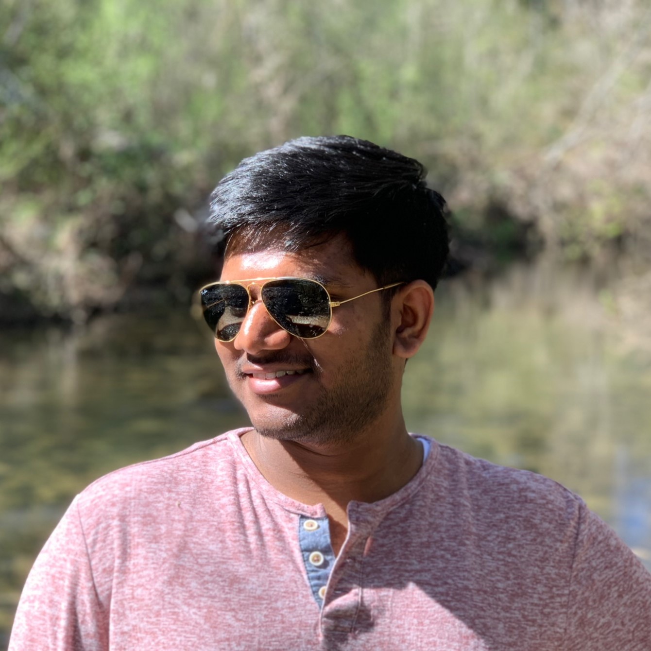 the Fresh logo: a sliced lemon dripping with juice